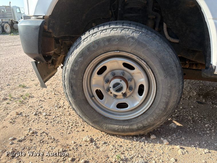 image for item EW8672 2020 Ford F250 Super Duty Ext. Cab pickup truck