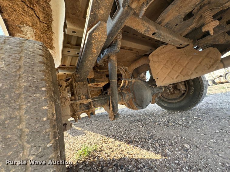 image for item EW8673 2017 Ford F250 Super Duty Ext. Cab pickup truck