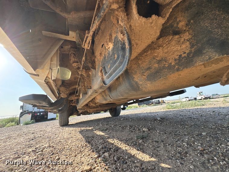 image for item EW8673 2017 Ford F250 Super Duty Ext. Cab pickup truck