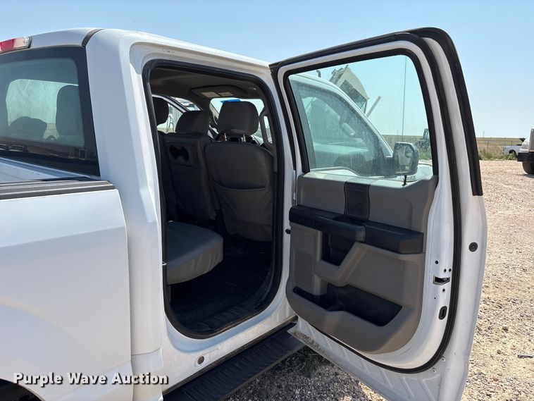 image for item EW8674 2017 Ford F150 Crew Cab pickup truck