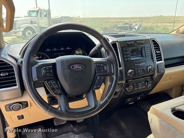 image for item EW8675 2016 Ford F150 Crew Cab pickup truck