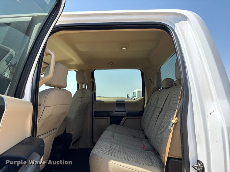 image for item EW8675 2016 Ford F150 Crew Cab pickup truck