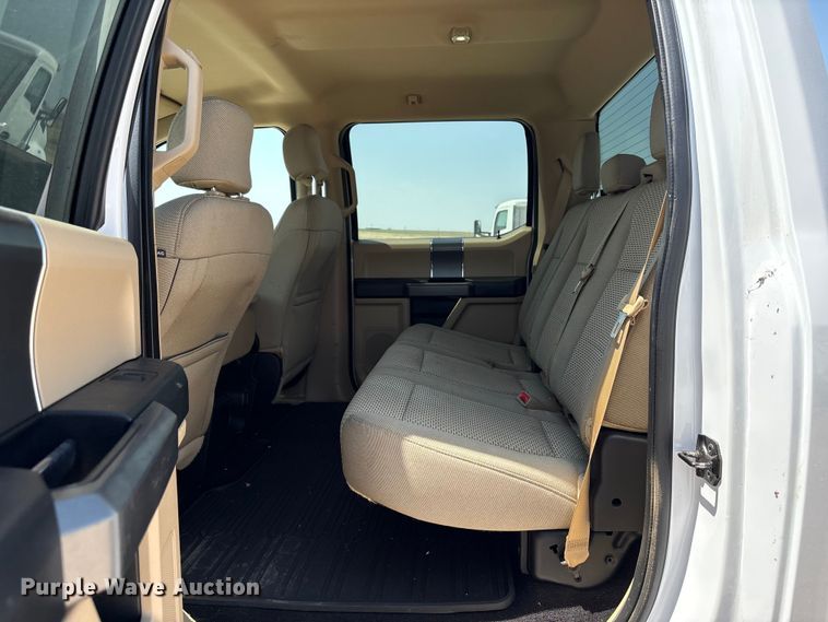 image for item EW8675 2016 Ford F150 Crew Cab pickup truck
