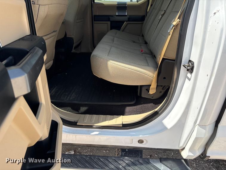 image for item EW8675 2016 Ford F150 Crew Cab pickup truck