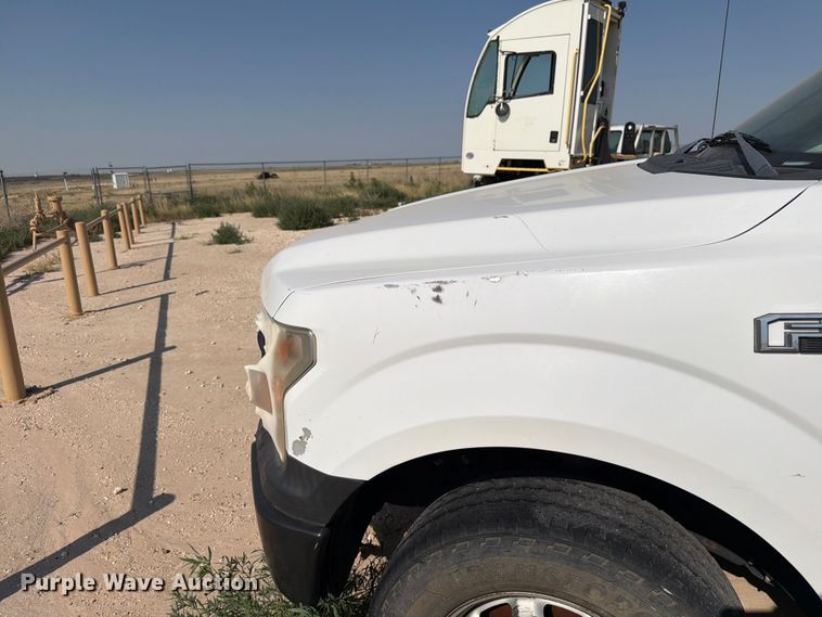 image for item EW8676 2019 Ford F150 Ext. Cab pickup truck