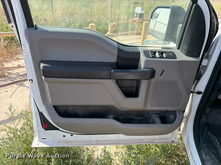 image for item EW8676 2019 Ford F150 Ext. Cab pickup truck