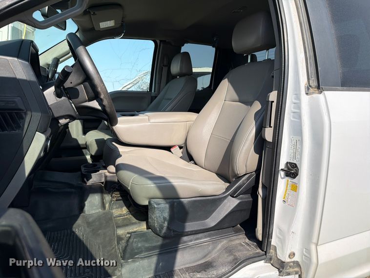 image for item EW8676 2019 Ford F150 Ext. Cab pickup truck