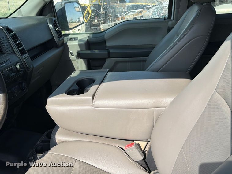 image for item EW8676 2019 Ford F150 Ext. Cab pickup truck