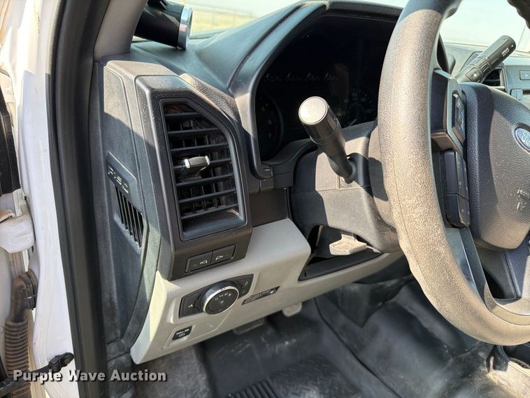 image for item EW8676 2019 Ford F150 Ext. Cab pickup truck