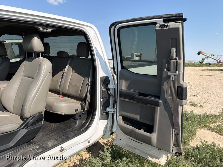 image for item EW8676 2019 Ford F150 Ext. Cab pickup truck