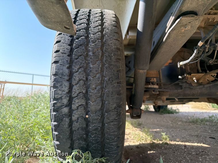 image for item EW8676 2019 Ford F150 Ext. Cab pickup truck