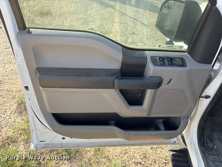image for item EW8681 2018 Ford F150 XL Crew Cab pickup truck