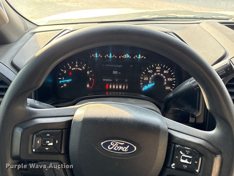 image for item EW8681 2018 Ford F150 XL Crew Cab pickup truck