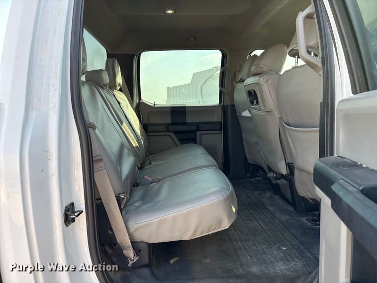 image for item EW8681 2018 Ford F150 XL Crew Cab pickup truck