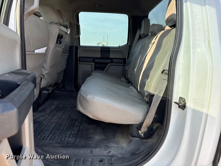 image for item EW8681 2018 Ford F150 XL Crew Cab pickup truck