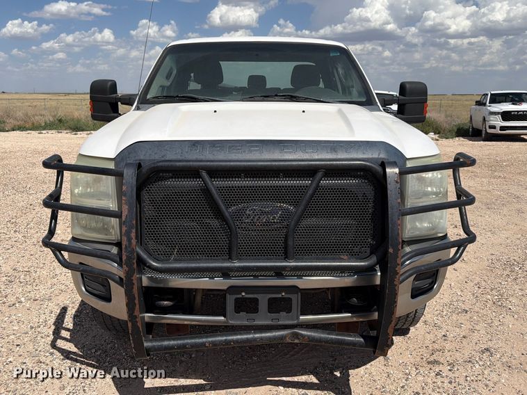 image for item EW8683 2015 Ford F250 Super Duty Ext. Cab pickup truck