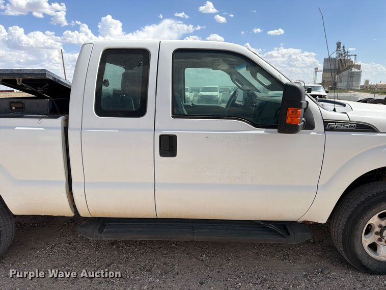 image for item EW8683 2015 Ford F250 Super Duty Ext. Cab pickup truck
