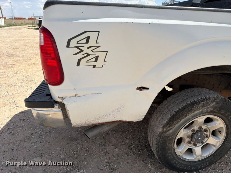 image for item EW8683 2015 Ford F250 Super Duty Ext. Cab pickup truck