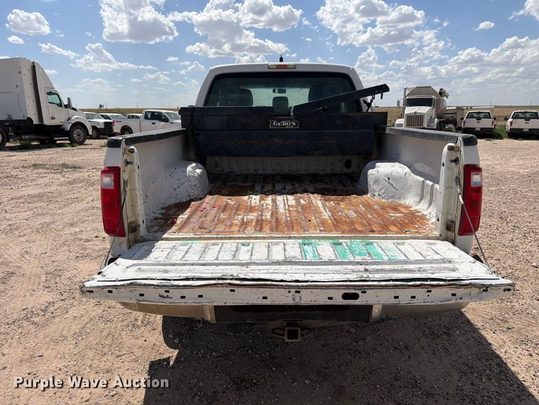 image for item EW8683 2015 Ford F250 Super Duty Ext. Cab pickup truck
