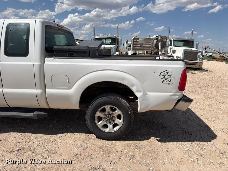 image for item EW8683 2015 Ford F250 Super Duty Ext. Cab pickup truck