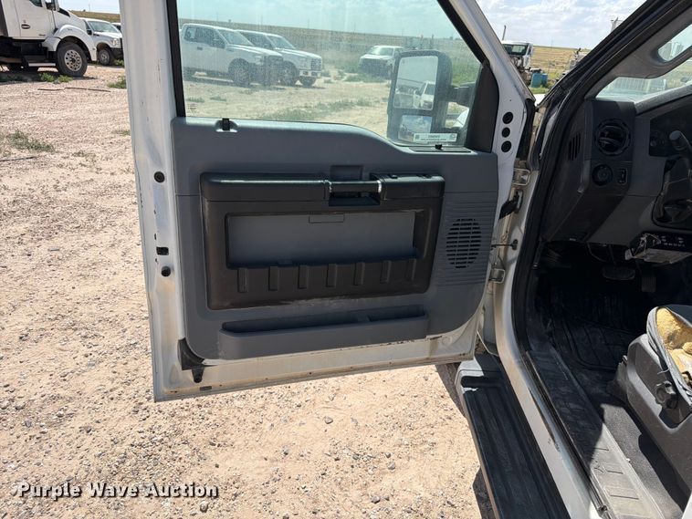 image for item EW8683 2015 Ford F250 Super Duty Ext. Cab pickup truck