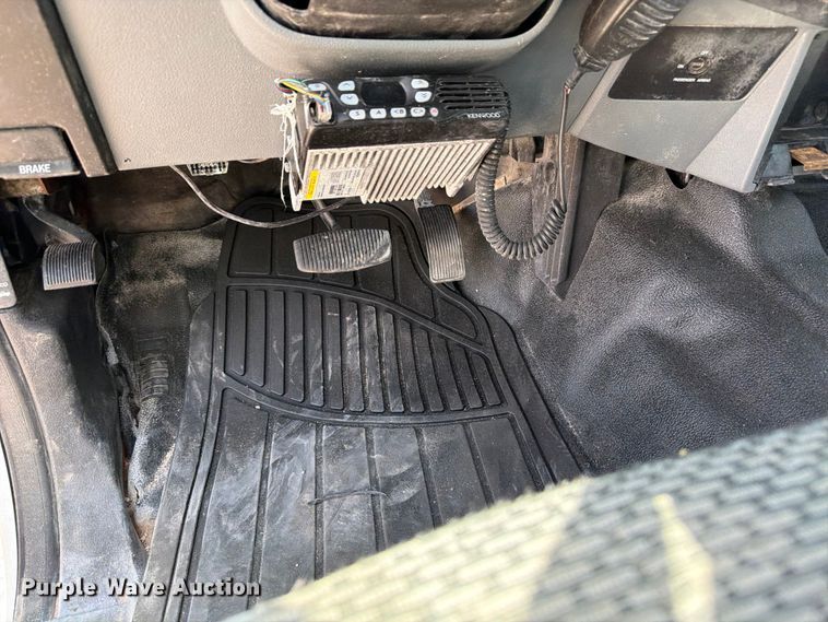 image for item EW8683 2015 Ford F250 Super Duty Ext. Cab pickup truck