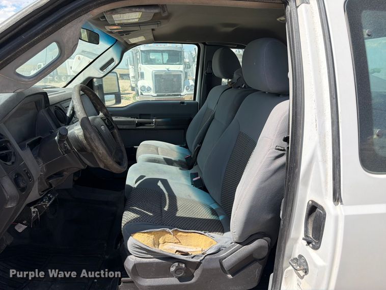 image for item EW8683 2015 Ford F250 Super Duty Ext. Cab pickup truck