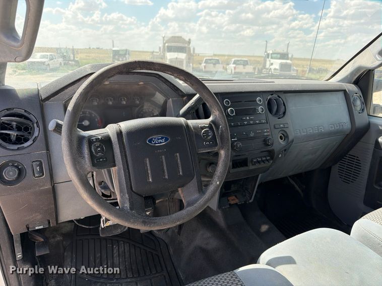 image for item EW8683 2015 Ford F250 Super Duty Ext. Cab pickup truck