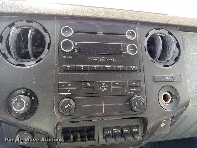 image for item EW8683 2015 Ford F250 Super Duty Ext. Cab pickup truck