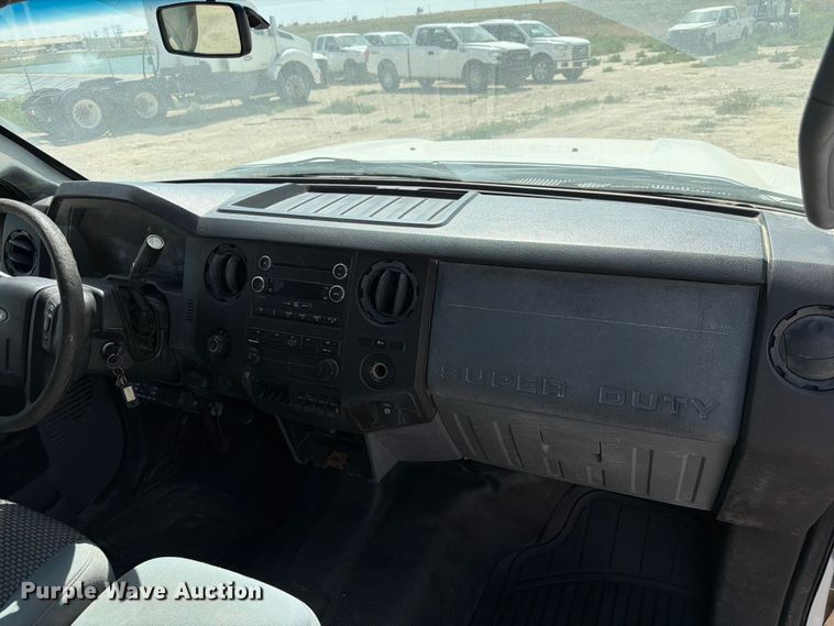 image for item EW8683 2015 Ford F250 Super Duty Ext. Cab pickup truck
