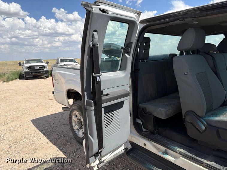 image for item EW8683 2015 Ford F250 Super Duty Ext. Cab pickup truck