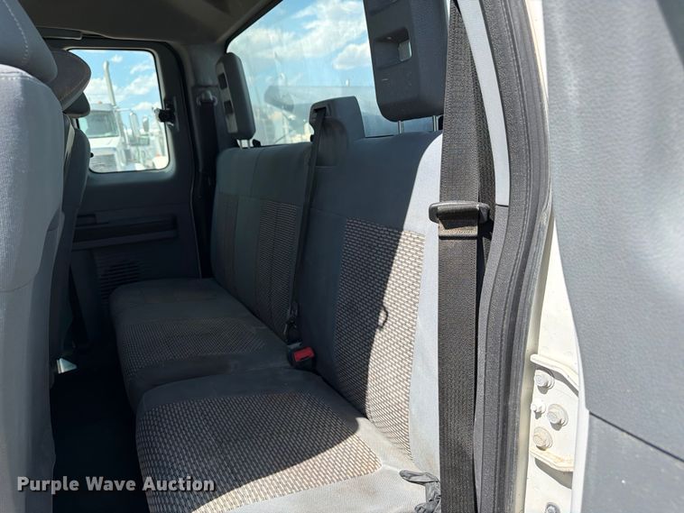 image for item EW8683 2015 Ford F250 Super Duty Ext. Cab pickup truck
