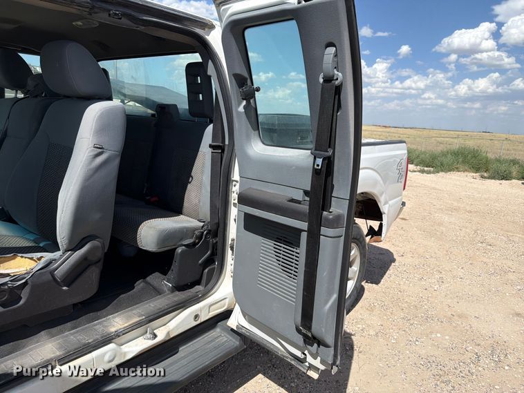 image for item EW8683 2015 Ford F250 Super Duty Ext. Cab pickup truck