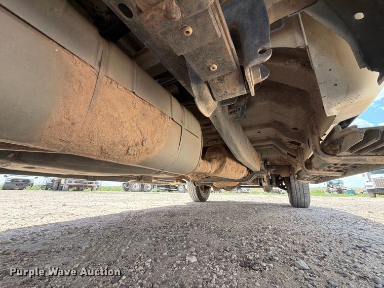 image for item EW8683 2015 Ford F250 Super Duty Ext. Cab pickup truck