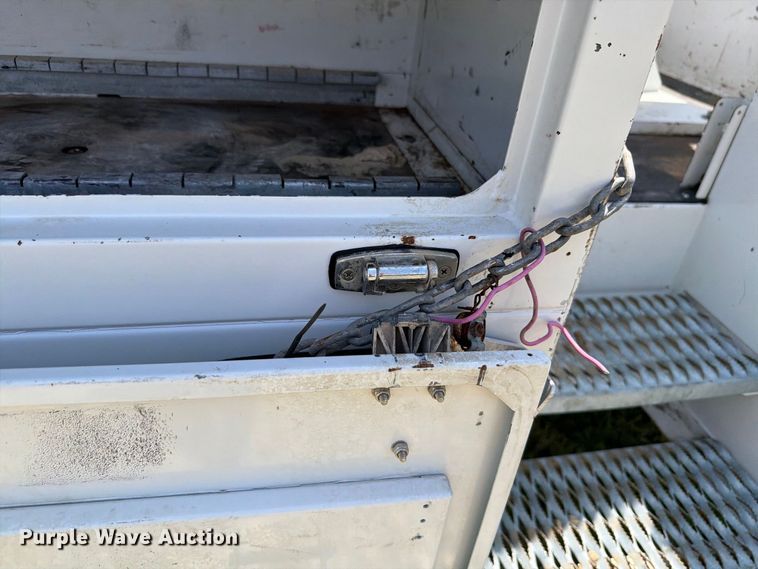 image for item EW8695 2019 Ford F550 Super Duty bucket truck