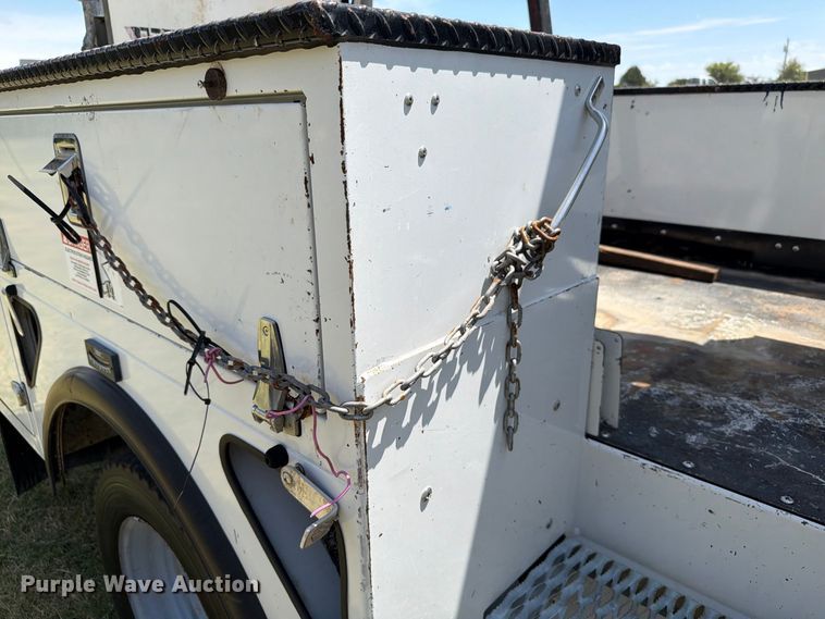 image for item EW8695 2019 Ford F550 Super Duty bucket truck