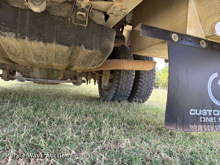 image for item EW8695 2019 Ford F550 Super Duty bucket truck