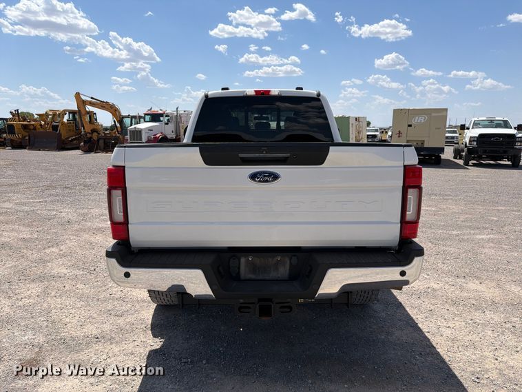 image for item EW8726 2021 Ford F250 Super Duty Crew Cab pickup truck