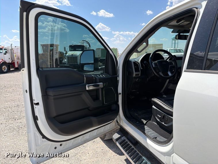 image for item EW8726 2021 Ford F250 Super Duty Crew Cab pickup truck