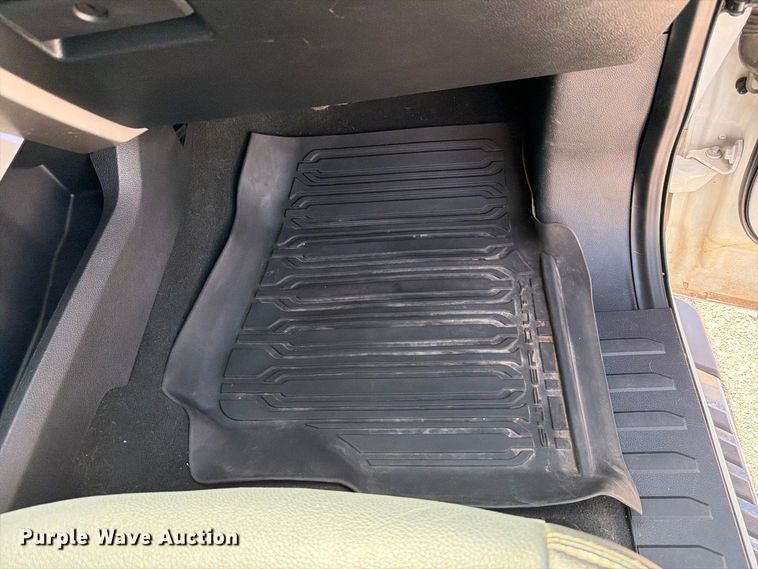 image for item EW8726 2021 Ford F250 Super Duty Crew Cab pickup truck