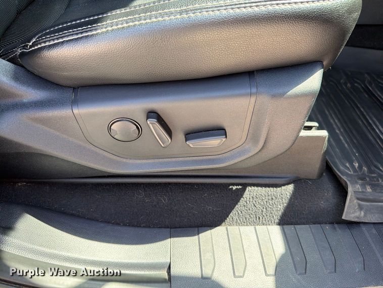 image for item EW8726 2021 Ford F250 Super Duty Crew Cab pickup truck