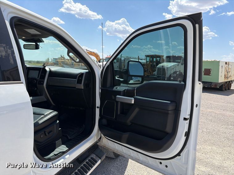 image for item EW8726 2021 Ford F250 Super Duty Crew Cab pickup truck