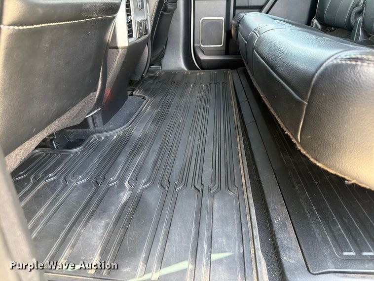 image for item EW8726 2021 Ford F250 Super Duty Crew Cab pickup truck