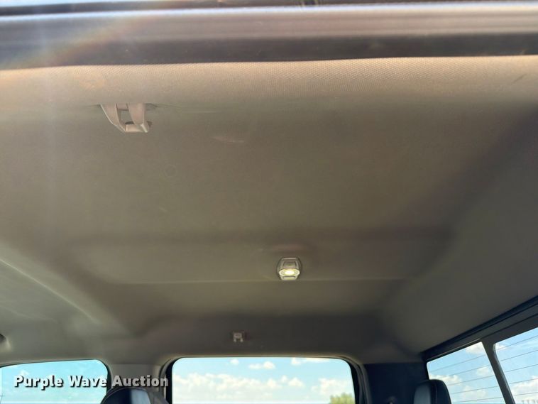 image for item EW8726 2021 Ford F250 Super Duty Crew Cab pickup truck