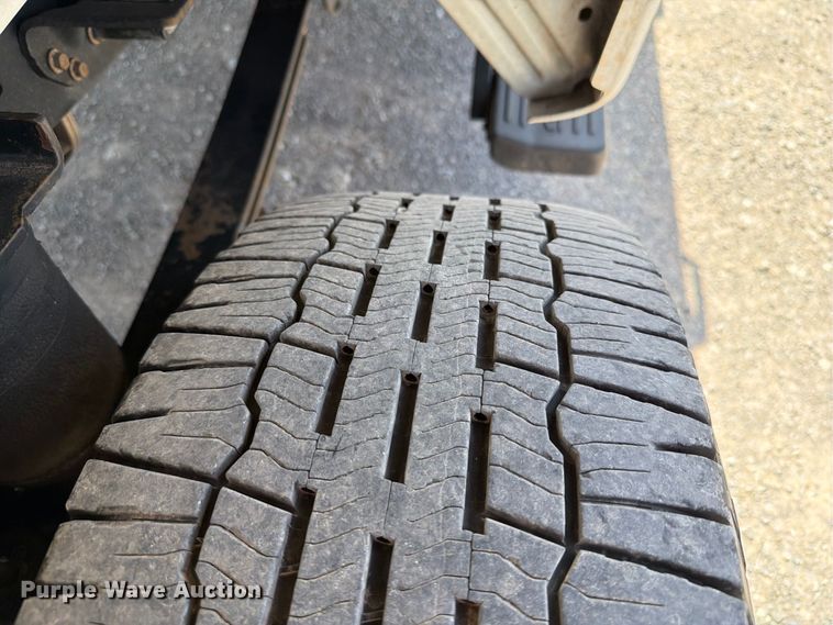 image for item EW8726 2021 Ford F250 Super Duty Crew Cab pickup truck