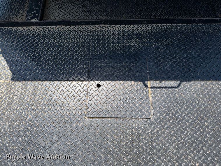 image for item EW8733 2022 Chevrolet Silverado 3500HD Crew Cab flatbed pickup truck