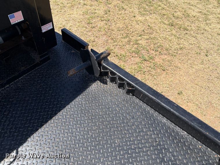 image for item EW8733 2022 Chevrolet Silverado 3500HD Crew Cab flatbed pickup truck