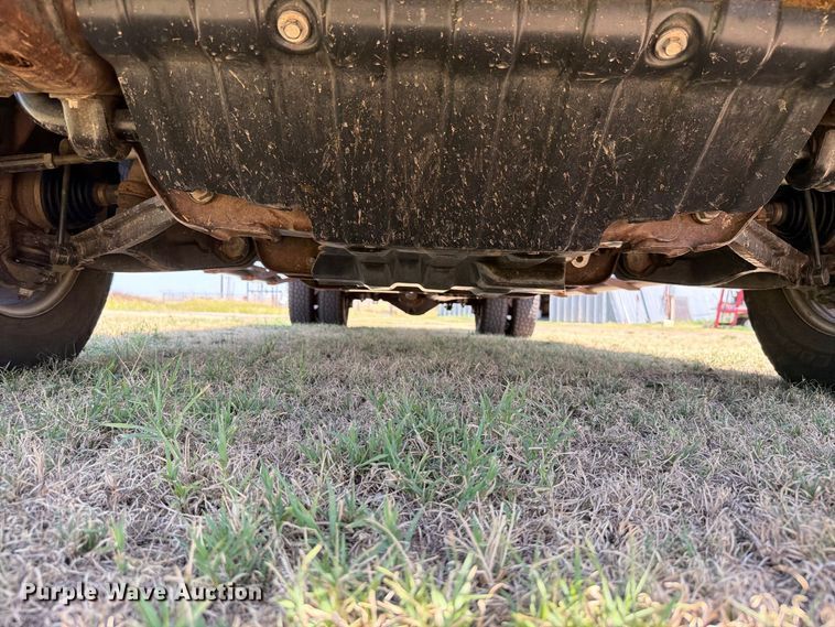 image for item EW8733 2022 Chevrolet Silverado 3500HD Crew Cab flatbed pickup truck