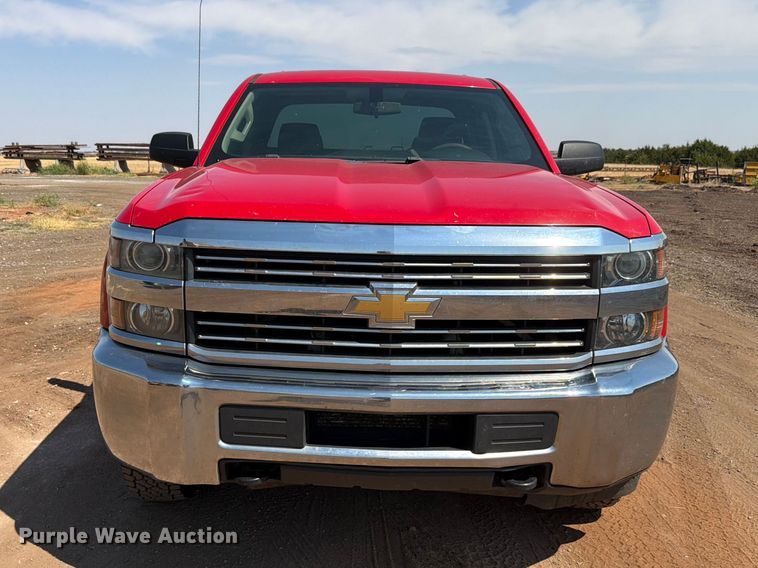 image for item EW8744 2017 Chevrolet Silverado 2500HD Crew Cab pickup truck