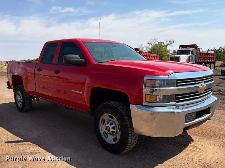 image for item EW8744 2017 Chevrolet Silverado 2500HD Crew Cab pickup truck